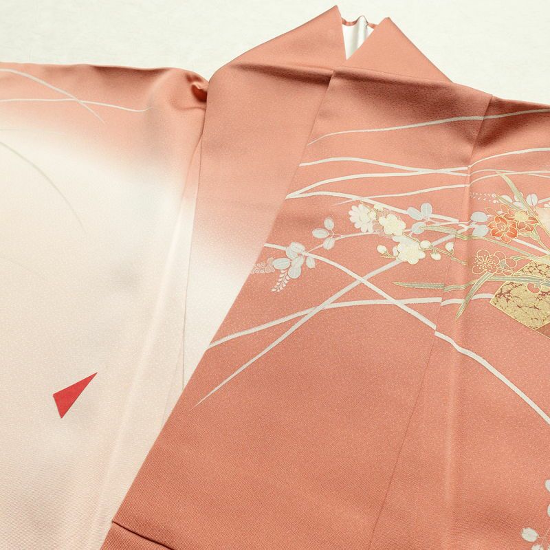 訪問着 金駒刺繍 正絹 古典柄 袷仕立て 身丈160cm 裄丈63cm 箔 共八掛 金彩 フォーマル 着物 ピンク_画像15