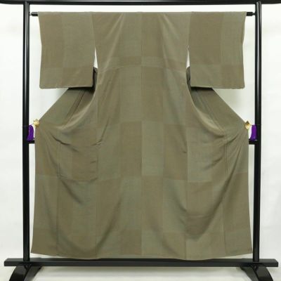 小紋 縮緬 正絹 チェック・格子柄 袷仕立て 身丈154cm 裄丈63cm 着物 緑・うぐいす色