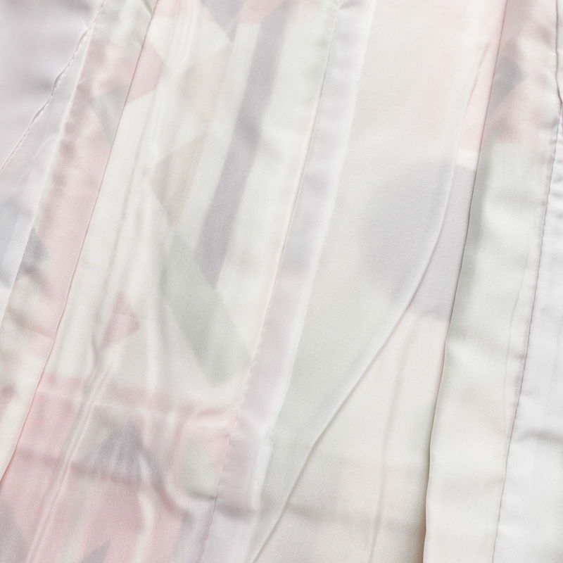 二尺袖・小振袖 美品 しつけ糸付き ポリエステル 幾何学柄・抽象柄 袷仕立て 身丈112cm 裄丈69.5cm 多色使い_画像17