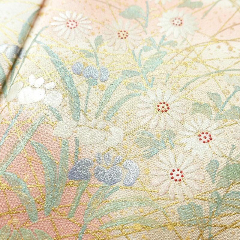 訪問着 美品 一つ紋付き 正絹 木の葉・植物柄 袷仕立て 身丈162.5cm 裄丈65cm 箔 共八掛 フォーマル 着物 ピンク_画像9