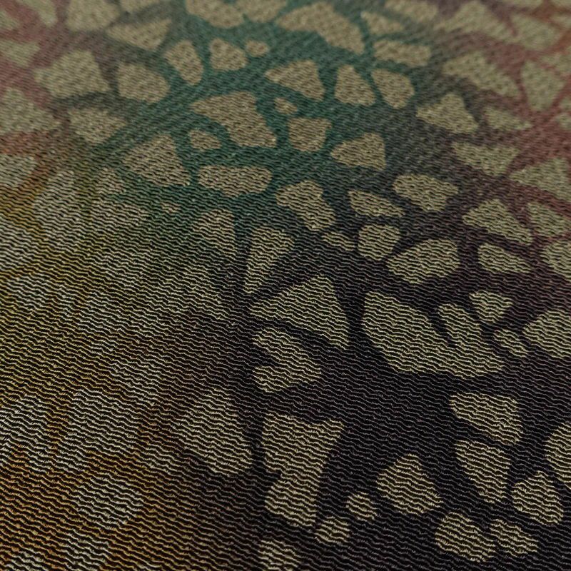 小紋 良品 縮緬 正絹 幾何学柄・抽象柄 袷仕立て 身丈162cm 裄丈67.5cm 着物 緑・うぐいす色_画像8