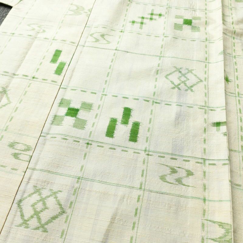 単衣 正絹 古典柄 単衣仕立て 身丈159.5cm 裄丈66cm 着物 クリーム_画像5