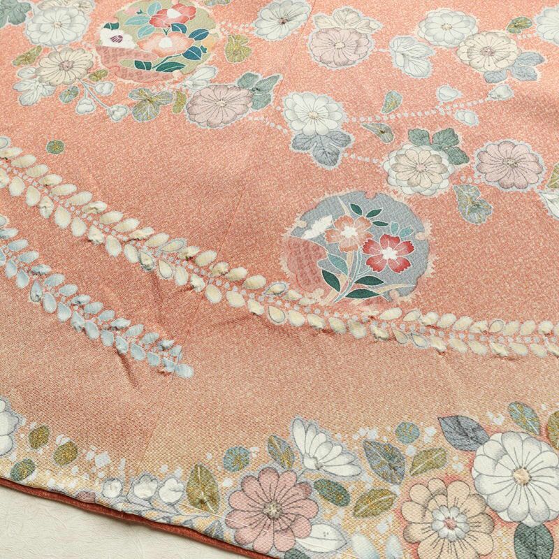 訪問着 良品 しつけ糸付き 縮緬 正絹 花柄 袷仕立て 身丈169.5cm 裄丈70.5cm 箔 絞り 共八掛 金彩 フォーマル 着物 ピンク_画像13