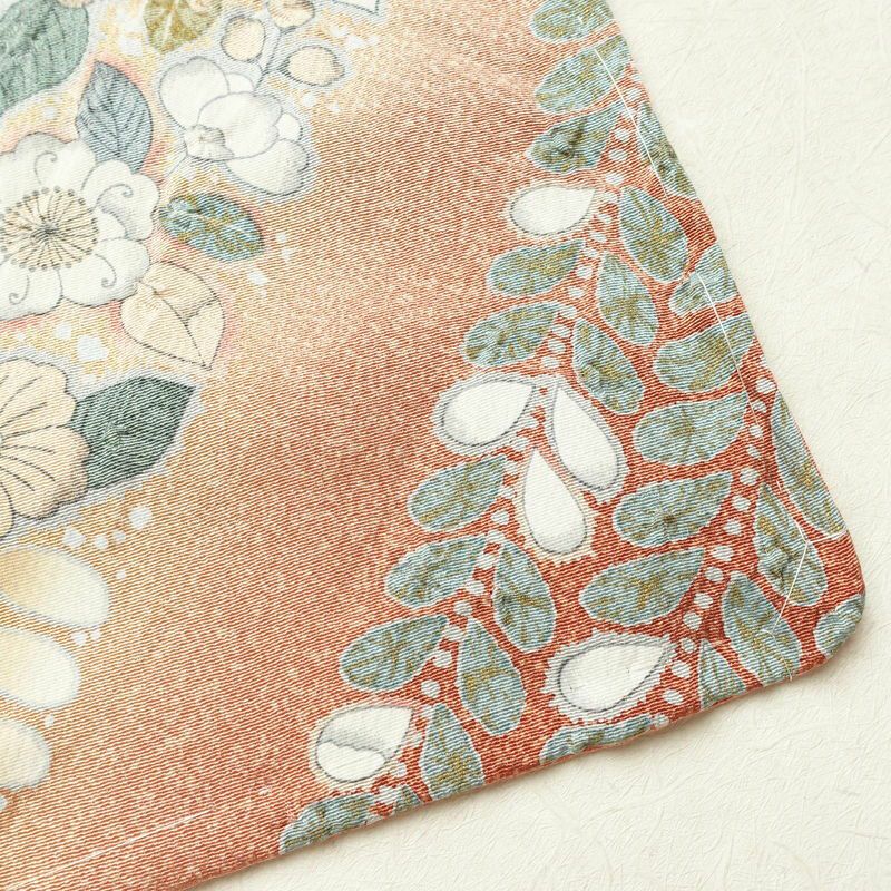 訪問着 良品 しつけ糸付き 縮緬 正絹 花柄 袷仕立て 身丈169.5cm 裄丈70.5cm 箔 絞り 共八掛 金彩 フォーマル 着物 ピンク_画像16