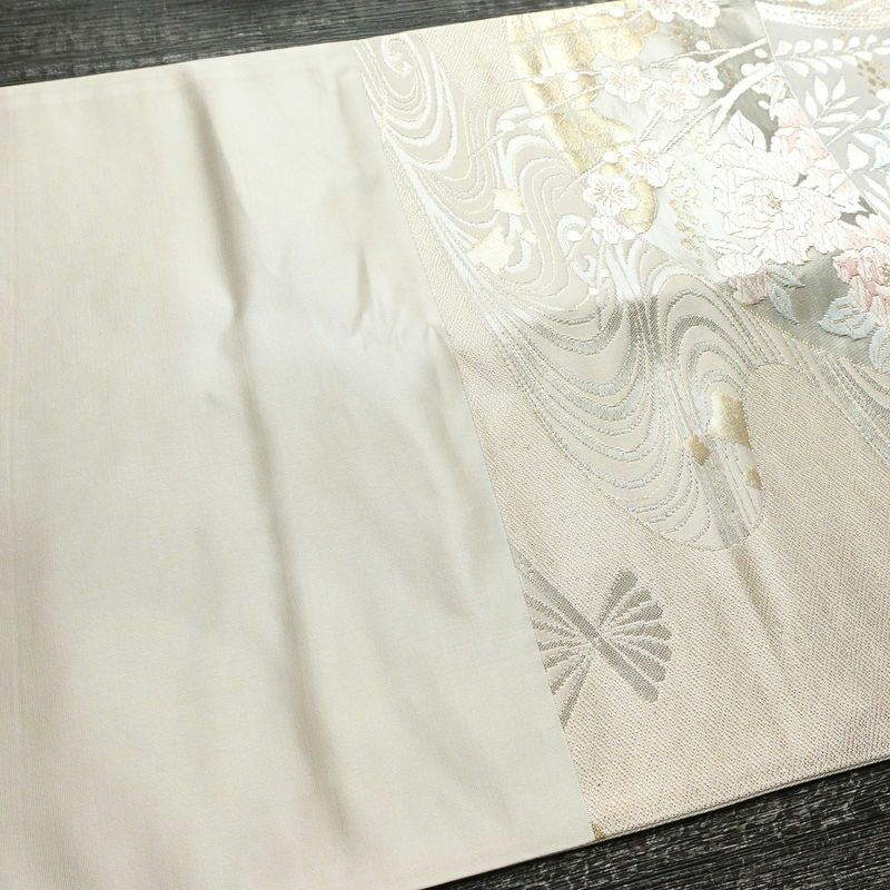 袋帯 プラチナ箔 翔鶴吉祥錦 六通柄 フォーマル用 正絹 古典柄 扇子 御所車 金糸 帯 金・銀_画像14