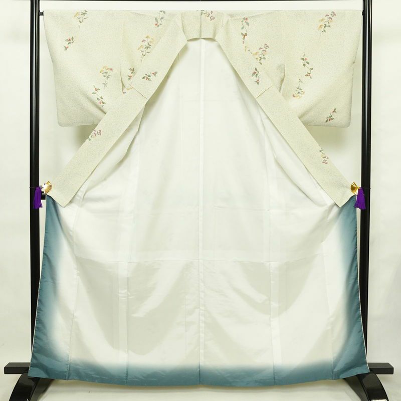 小紋 縮緬 ポリエステル 木の葉・植物柄 袷仕立て 身丈164cm 裄丈66.5cm クリーム_画像3