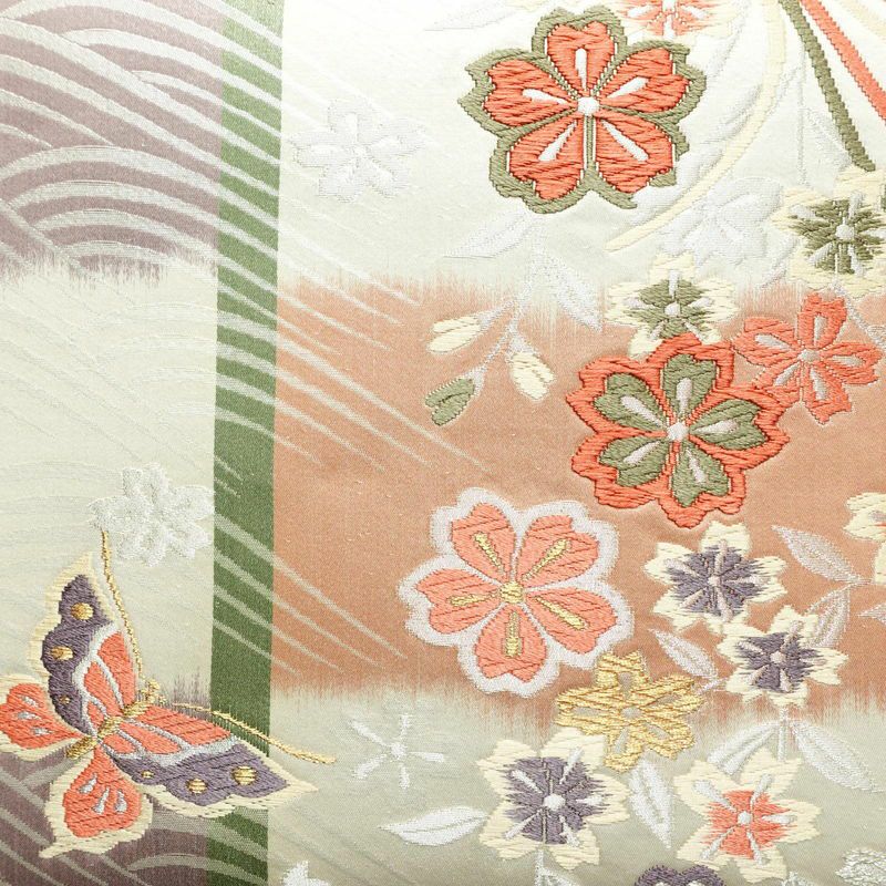 袋帯 六通柄 振袖用 正絹 古典柄 金糸 銀糸 桜 蝶 波 帯 多色使い_画像2