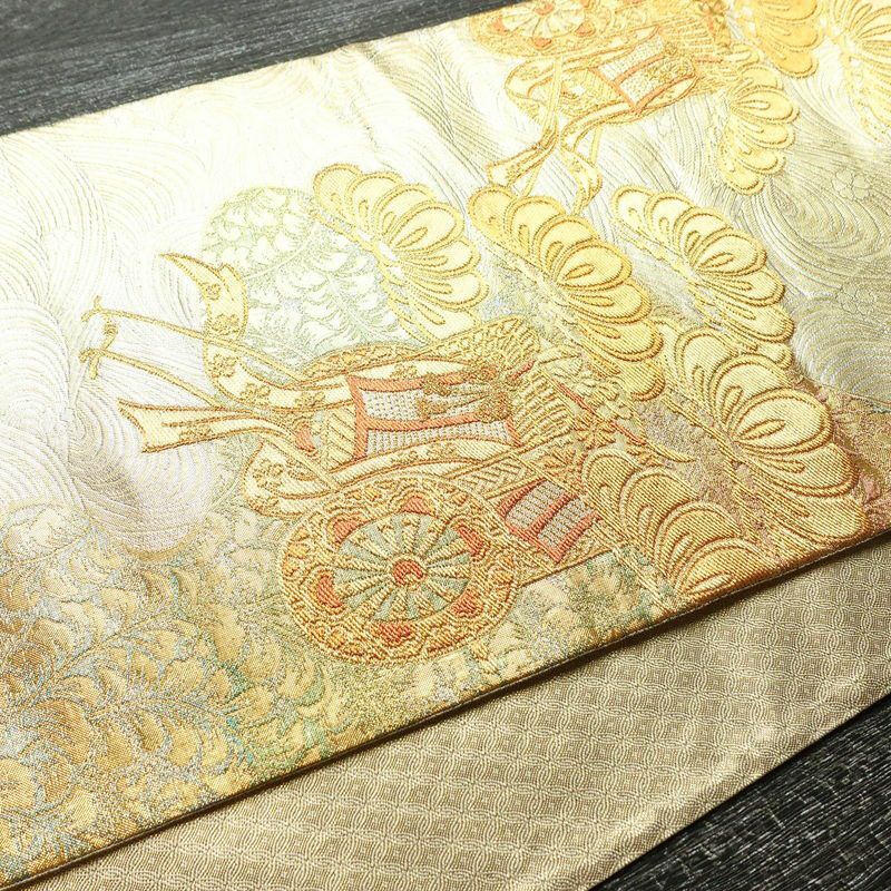 袋帯 六通柄 フォーマル用 正絹 古典柄 箔 金糸 御所車 帯 金・銀_画像11
