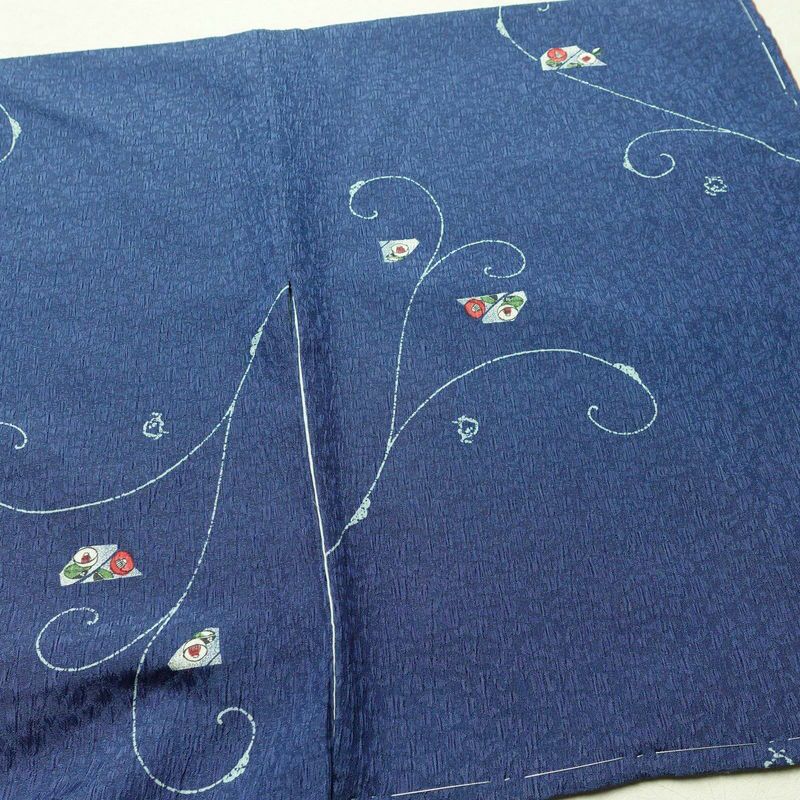小紋 良品 しつけ糸付き ふくれ織 ポリエステル 花柄 袷仕立て 身丈169.5cm 裄丈69.5cm 着物 青・紺_画像12