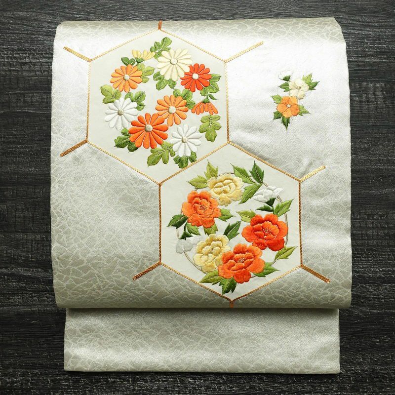 アンティーク 名古屋帯 銀駒刺繍 絽 芭蕉 着物 023a 聞こえれ d 