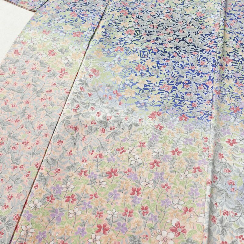 付け下げ 正絹 花柄 袷仕立て 身丈165cm 裄丈65cm 着物 多色使い_画像5