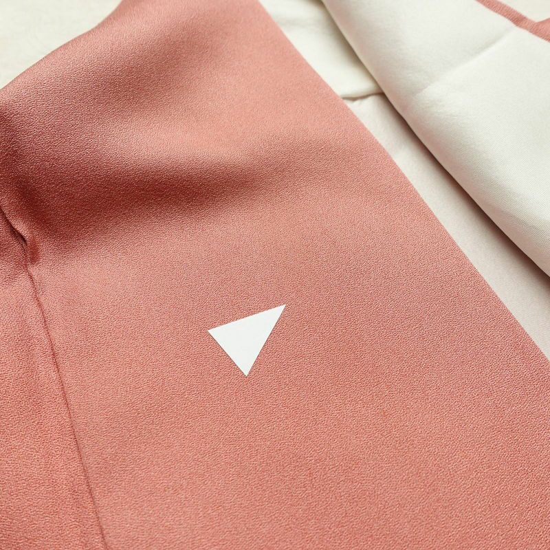 付け下げ 正絹 花柄 袷仕立て 身丈168.5cm 裄丈68cm 箔 フォーマル 着物 ピンク_画像17