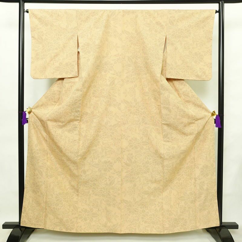 紬 良品 正絹 花柄 袷仕立て 身丈162cm 裄丈65.5cm 着物 ベージュ_画像1