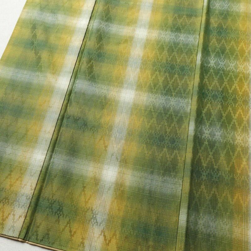 紬 正絹 縞柄・線柄 袷仕立て 身丈154cm 裄丈63cm 着物 緑・うぐいす色_画像4