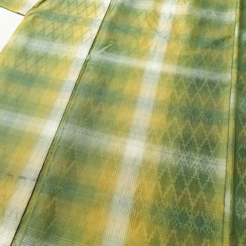 紬 正絹 縞柄・線柄 袷仕立て 身丈154cm 裄丈63cm 着物 緑・うぐいす色_画像5