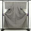 紬 良品 しつけ糸付き 正絹 その他の柄 袷仕立て 身丈156cm 裄丈62cm 着物 グレー_画像1