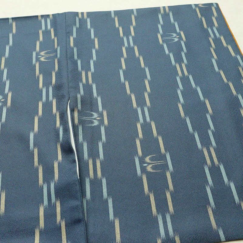 小紋 ポリエステル 古典柄 袷仕立て 身丈165.5cm 裄丈68.5cm 着物 青・紺_画像12