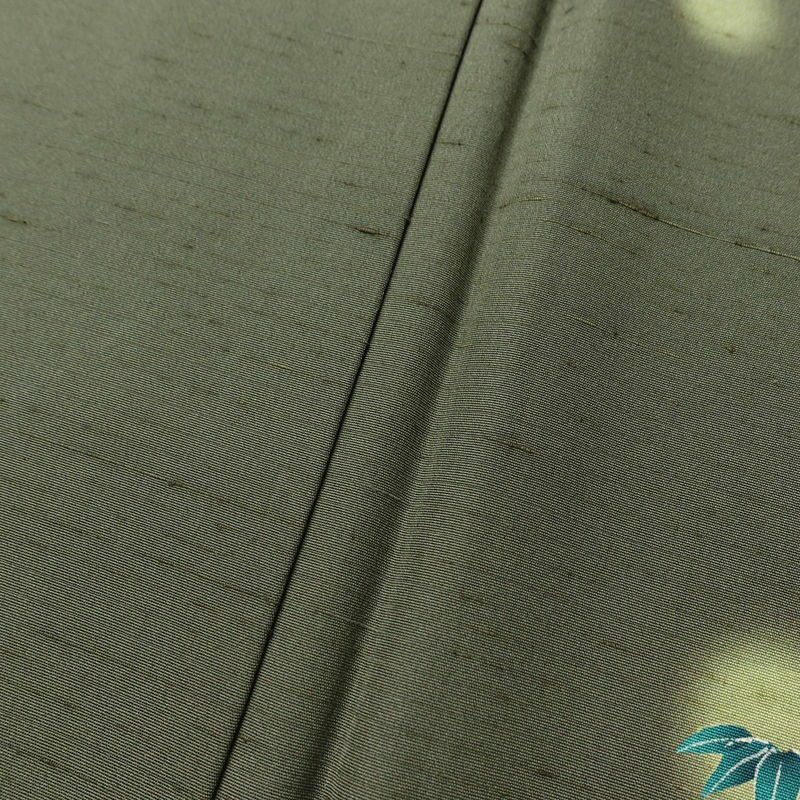 付け下げ 峰山和生 落款入り しつけ糸付き 正絹 木の葉・植物柄 袷仕立て 身丈158.5cm 裄丈64.5cm フォーマル 着物 緑・うぐいす色_画像9