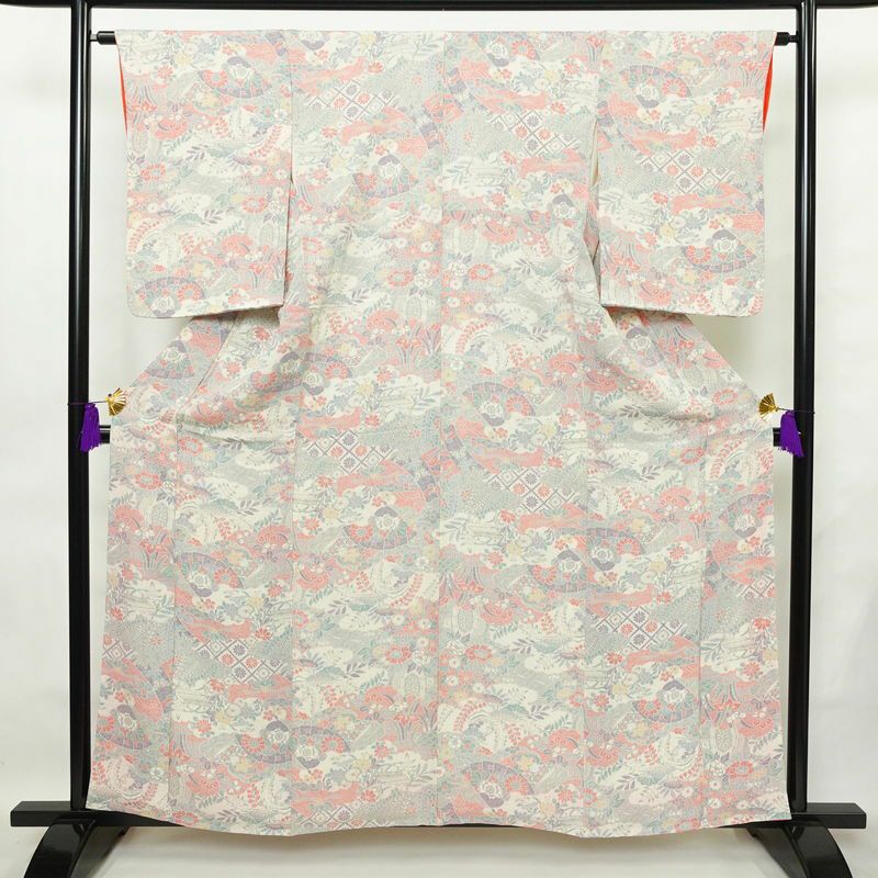 小紋 しつけ糸付き 縮緬 総柄 正絹 古典柄 袷仕立て 身丈159cm 裄丈64cm 着物 白_画像1