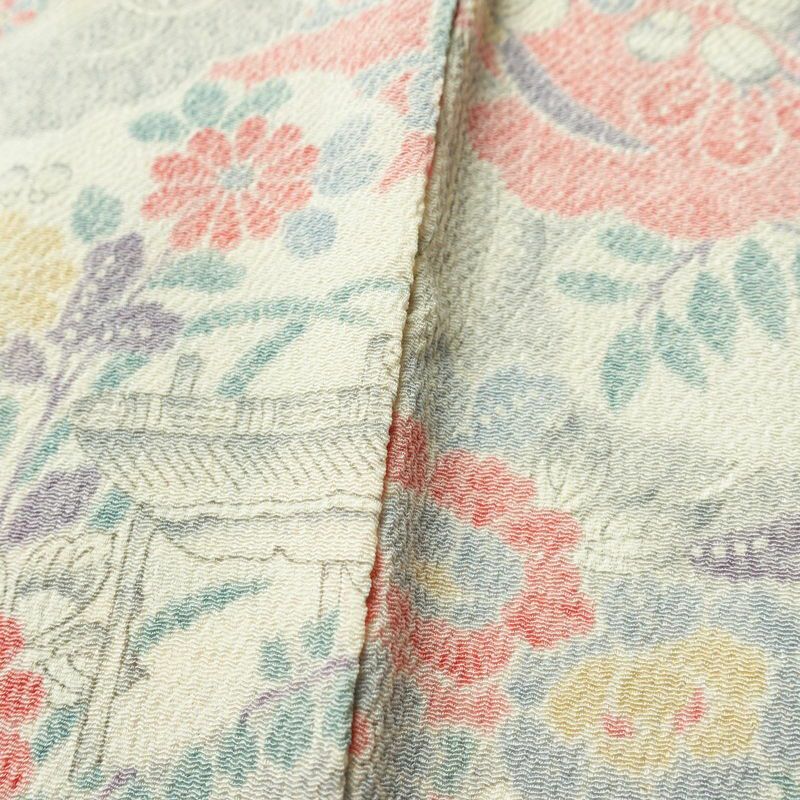 小紋 しつけ糸付き 縮緬 総柄 正絹 古典柄 袷仕立て 身丈159cm 裄丈64cm 着物 白_画像10