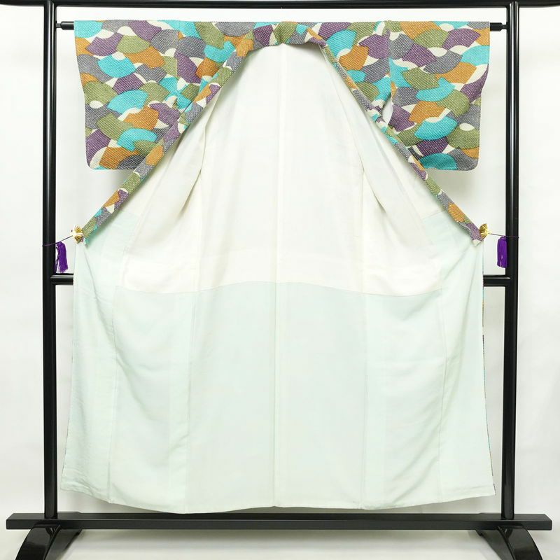 小紋 絞り 総絞り 正絹 古典柄 袷仕立て 身丈153.5cm 裄丈63cm 着物 多色使い_画像3