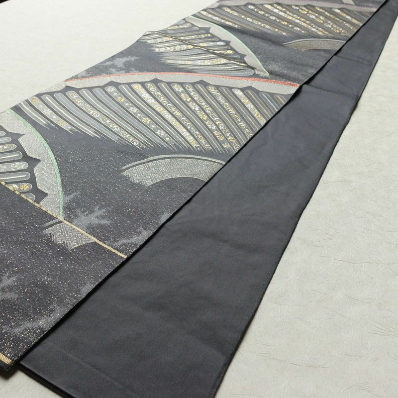 袋帯 湖東焼燭台文 六通柄 良品 フォーマル用 正絹 古典柄 金糸 帯 グレー_画像8