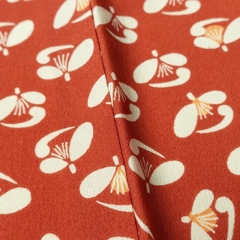 小紋 良品 縮緬 総柄 ポリエステル 花柄 袷仕立て 身丈164cm 裄丈64.5cm 着物 赤・朱_画像9