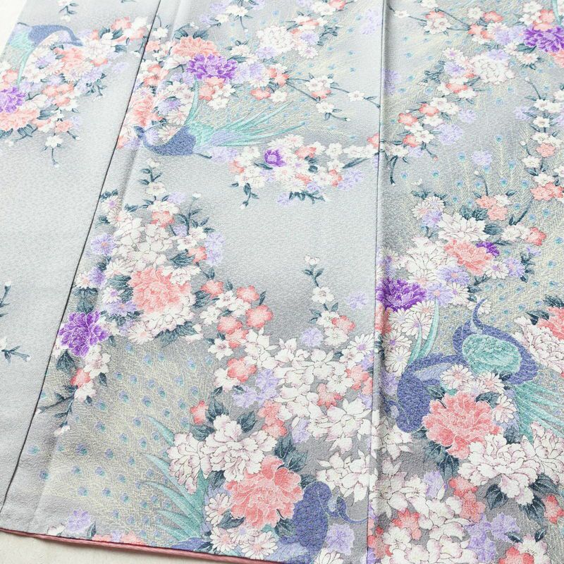 小紋 ポリエステル 花柄 袷仕立て 身丈159cm 裄丈65cm 着物 孔雀 グレー_画像4