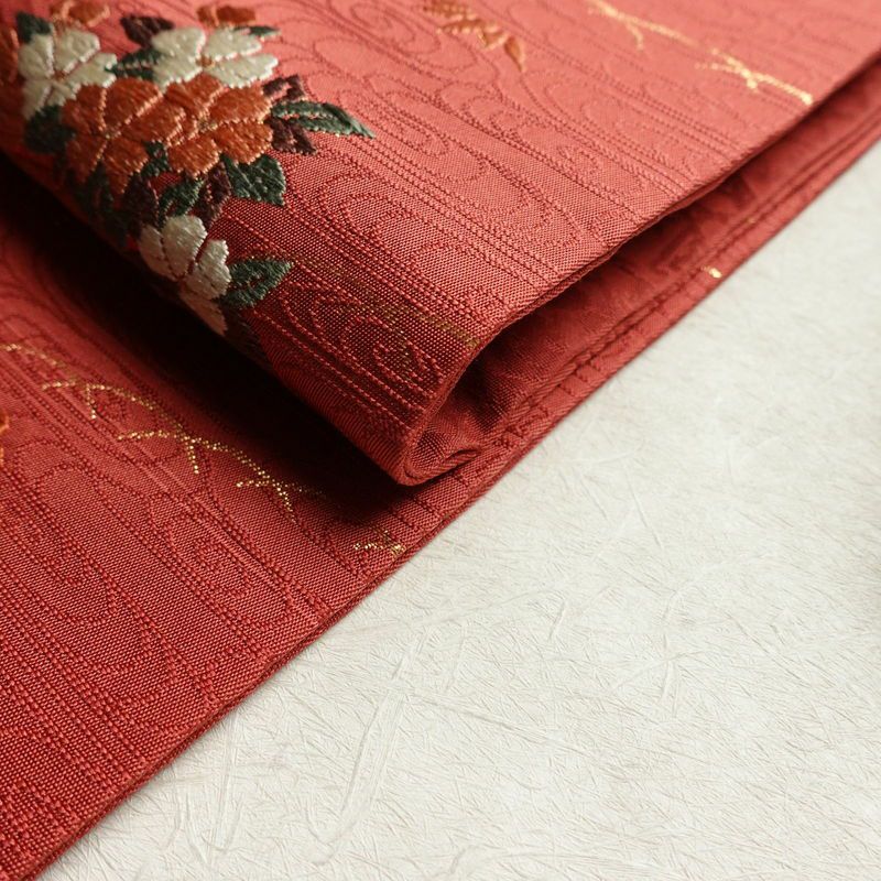 名古屋帯 六通柄 美品 正絹 古典柄 名古屋仕立て 刺繍 金糸 帯 赤・朱_画像18