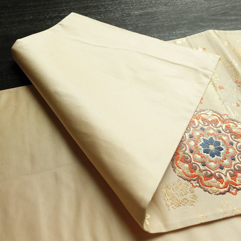 袋帯 六通柄 フォーマル用 正絹 幾何学柄・抽象柄 箔 金糸 帯 ベージュ_画像10