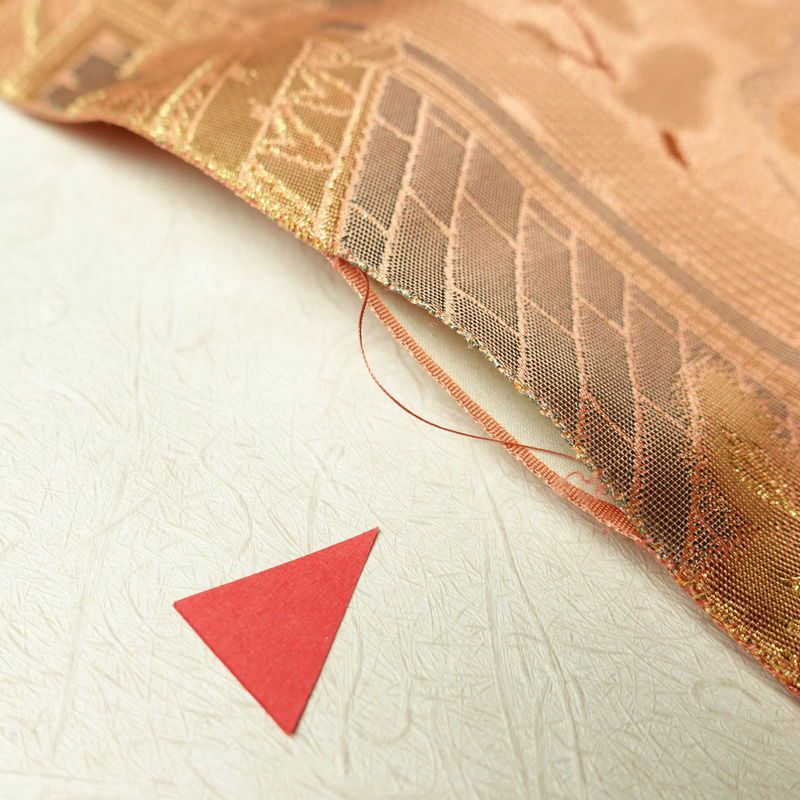 袋帯 ブルボン懐古 純金箔 手織二重箔 六通柄 フォーマル用 正絹 風景柄 箔 金糸 帯 ピンク サーモンピンク_画像12