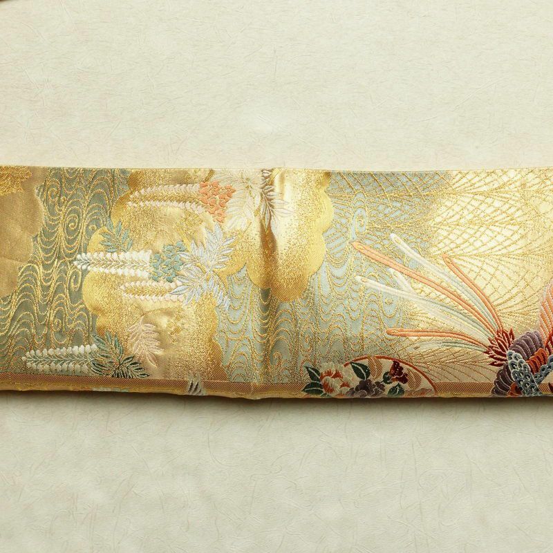 袋帯 本金箔九百錦 献上彩花輪 六通柄 フォーマル用 正絹 古典柄 箔 金糸 帯 金・銀_画像12