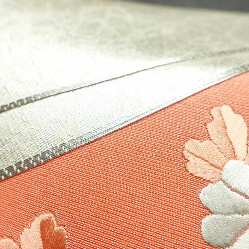 名古屋帯 太鼓柄 良品 銀駒刺繍 正絹 花柄 名古屋仕立て 箔 刺繍 帯 金・銀_画像5