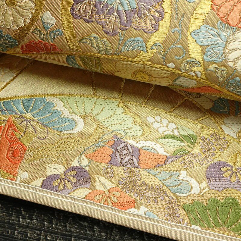 袋帯 本金漆箔 六通柄 良品 フォーマル用 正絹 古典柄 箔 金糸 帯 クリーム_画像6