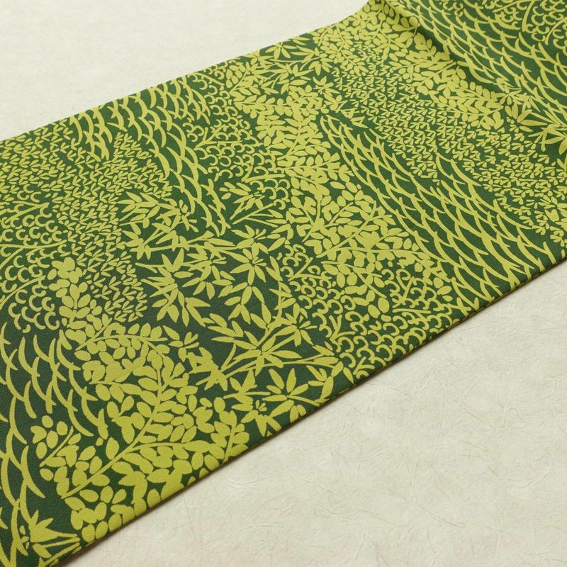 名古屋帯 全通柄 良品 縮緬 正絹 木の葉・植物柄 名古屋仕立て 帯 緑・うぐいす色_画像9