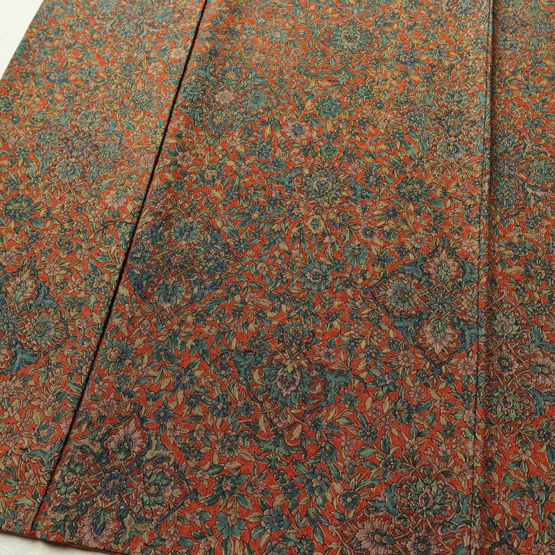 小紋 良品 縮緬 総柄 正絹 木の葉・植物柄 袷仕立て 身丈156cm 裄丈65.5cm 着物 橙_画像4