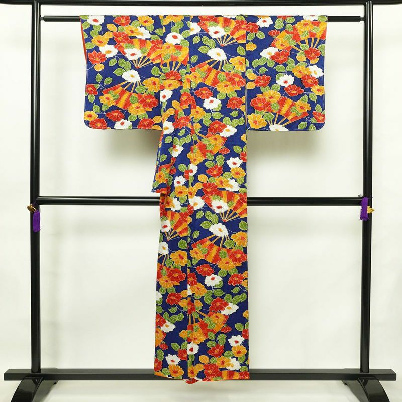 小紋 正絹 花柄 袷仕立て 身丈152cm 裄丈66.5cm 一部しつけ糸付き 着物 青・紺_画像2