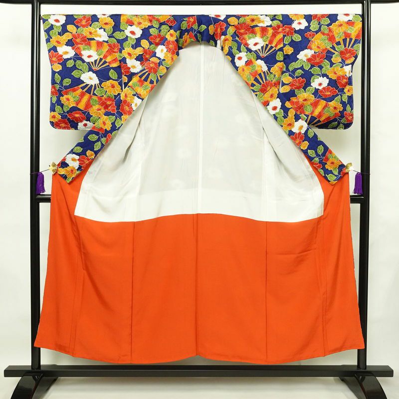 小紋 正絹 花柄 袷仕立て 身丈152cm 裄丈66.5cm 一部しつけ糸付き 着物 青・紺_画像3