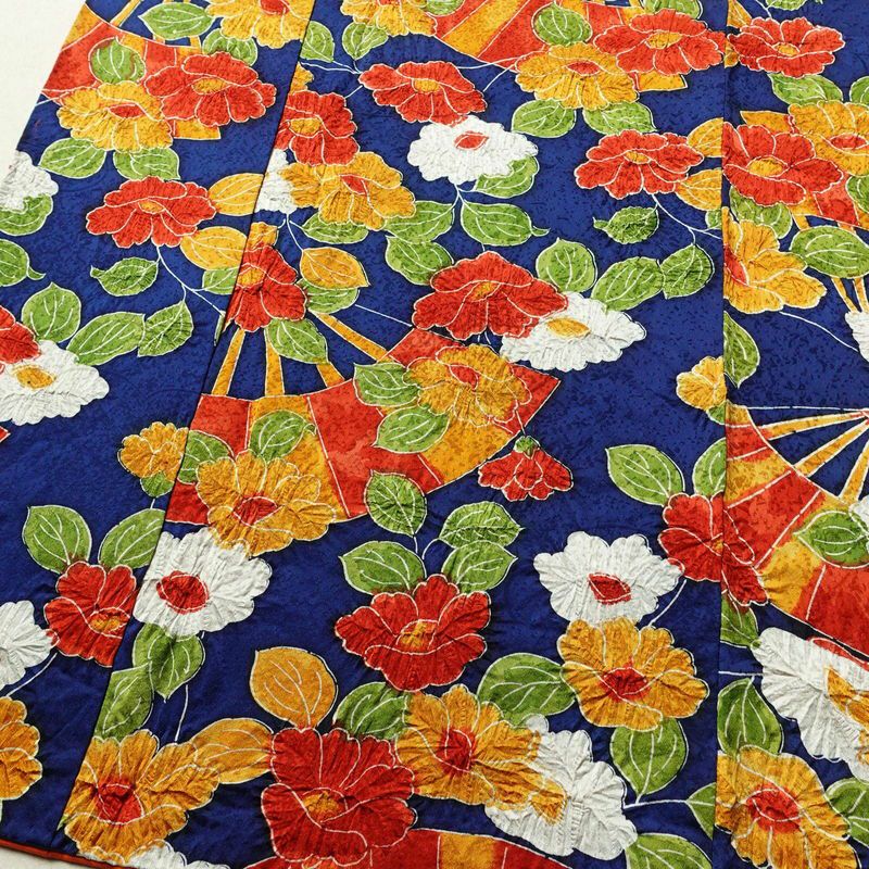 小紋 正絹 花柄 袷仕立て 身丈152cm 裄丈66.5cm 一部しつけ糸付き 着物 青・紺_画像4