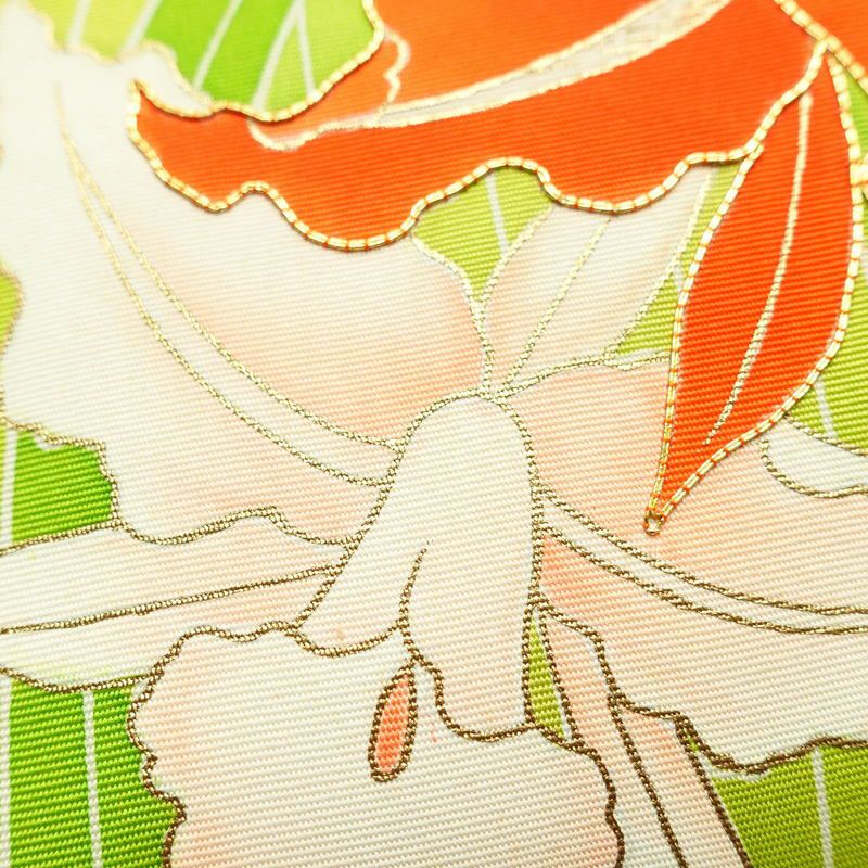 名古屋帯 太鼓柄 良品 金駒刺繍 正絹 花柄 名古屋仕立て 金彩 帯 緑・うぐいす色_画像4