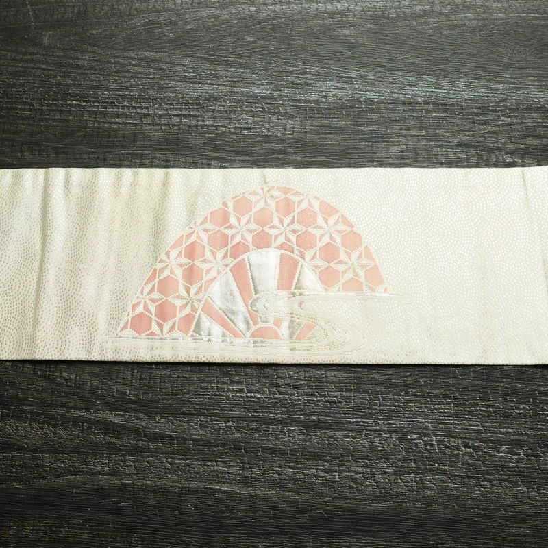 名古屋帯 やまとオリジナル パール箔 太鼓柄 正絹 古典柄 名古屋仕立て 箔 銀糸 帯 白_画像13