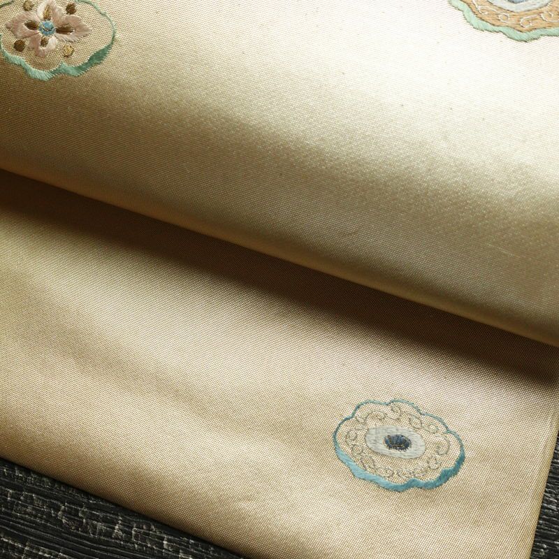 名古屋帯 太鼓柄 正絹 幾何学柄・抽象柄 名古屋仕立て 箔 刺繍 帯 黄・黄土色_画像9