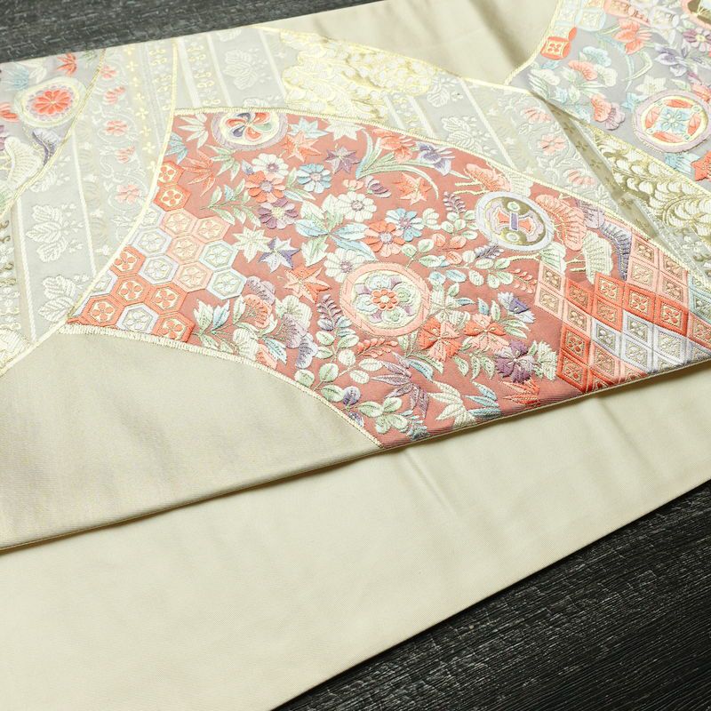 袋帯 六通柄 フォーマル用 正絹 古典柄 箔 刺繍 帯 亀甲 扇面 松 クリーム_画像11