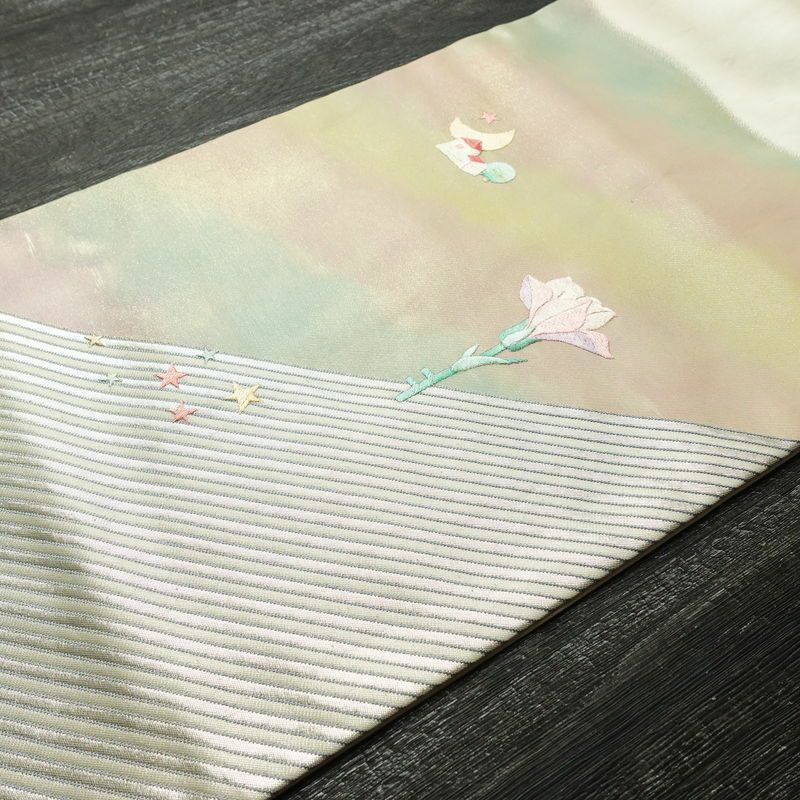名古屋帯 太鼓柄 正絹 花柄 名古屋仕立て 箔 刺繍 帯 ファンシー 多色使い_画像11