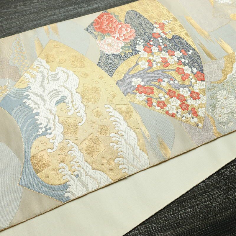 袋帯 未仕立て品 六通柄 西陣織 証紙あり 九百錦24金箔 フォーマル用 正絹 古典柄 箔 金糸 銀糸 帯 多色使い_画像9