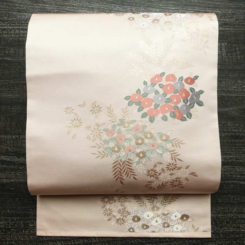 名古屋帯 六通柄 美品 しつけ糸付き 正絹 花柄 名古屋仕立て 箔 帯 椿 ピンク_画像1