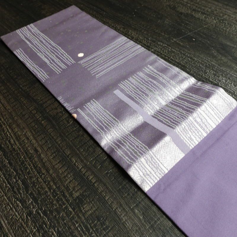 名古屋帯 太鼓柄 良品 正絹 花柄 名古屋仕立て 箔 刺繍 金糸 帯 紫・藤色_画像15