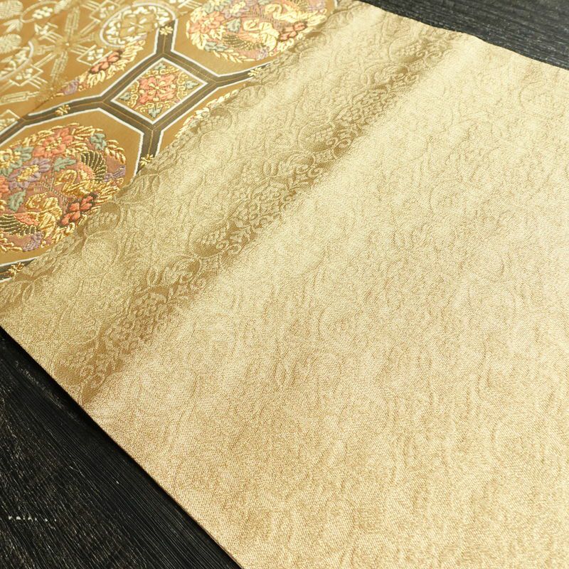 袋帯 金彩正倉院 六通柄 良品 フォーマル用 正絹 幾何学柄・抽象柄 箔 帯 金・銀_画像17