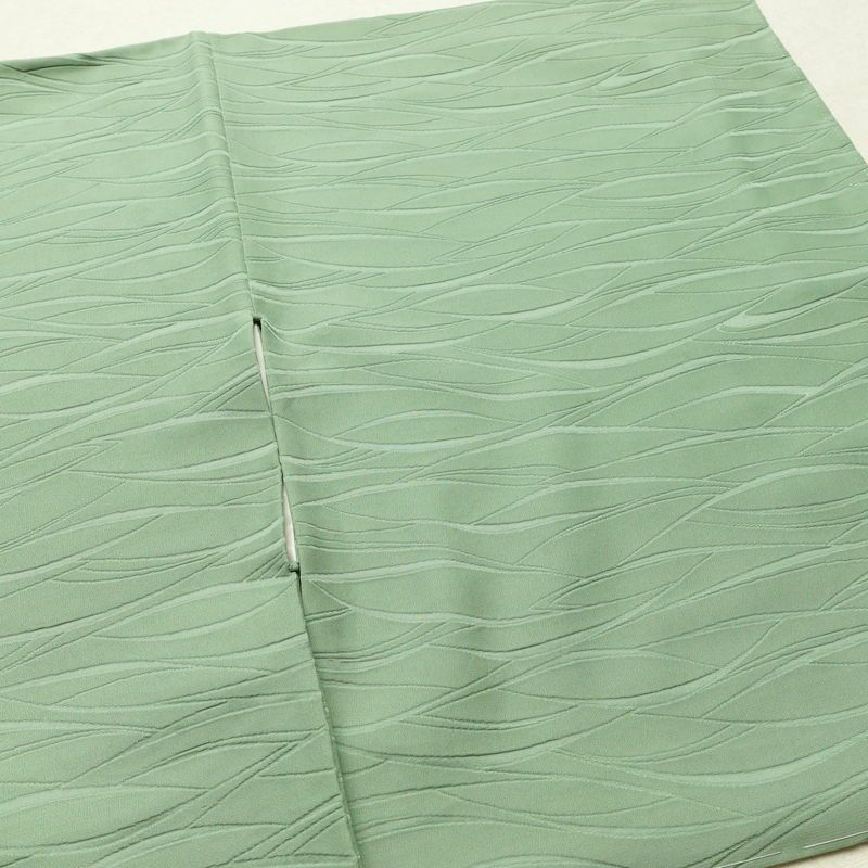 色無地 一つ紋付き 正絹 木の葉・植物柄 袷仕立て 身丈153cm 裄丈64.5cm 一部しつけ糸付き 着物 緑・うぐいす色_画像13