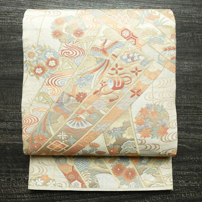 袋帯 六通柄 フォーマル用 正絹 古典柄 箔 帯 クリーム